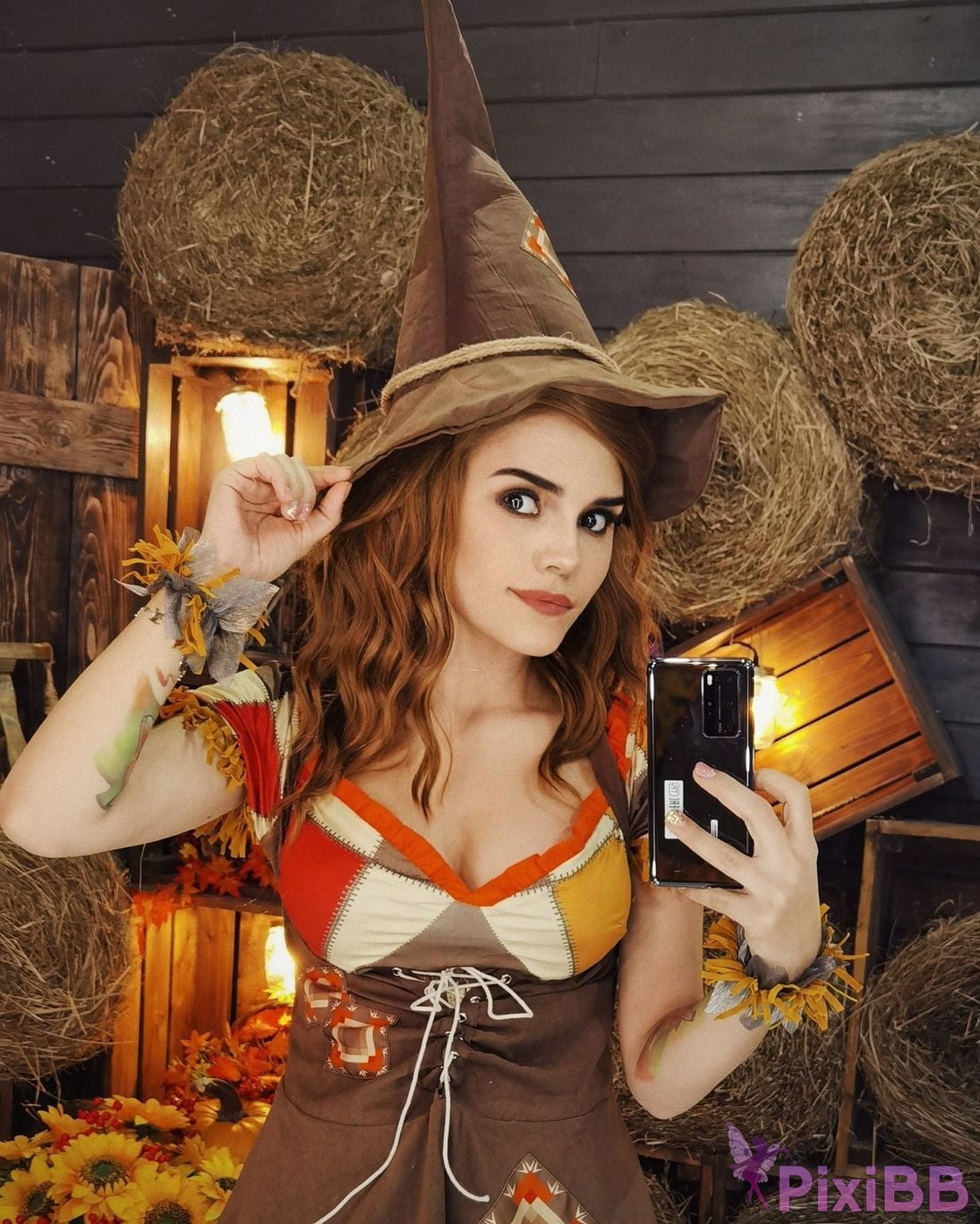 Kalinka Fox Hermione Granger Halloween PixiBB.COM 2