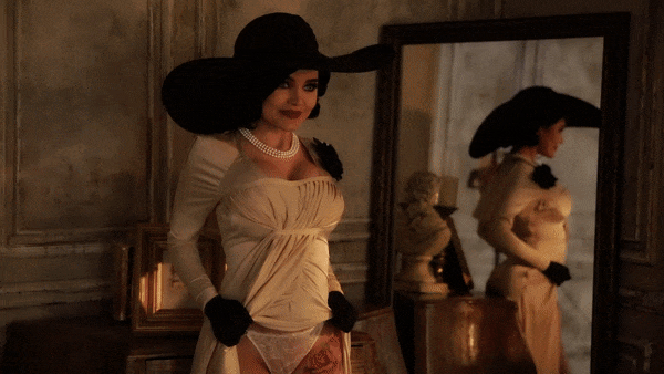 Kalinka Fox Lady Dimitrescu (Gif) PixiBB.COM 1