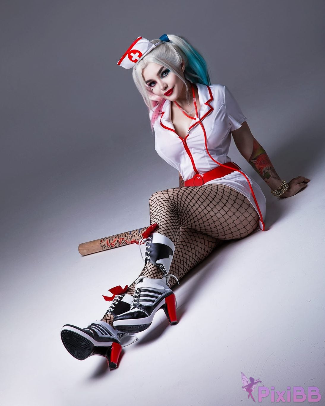 Kalinka Fox Nurse Harley Quinn PixiBB.COM 6