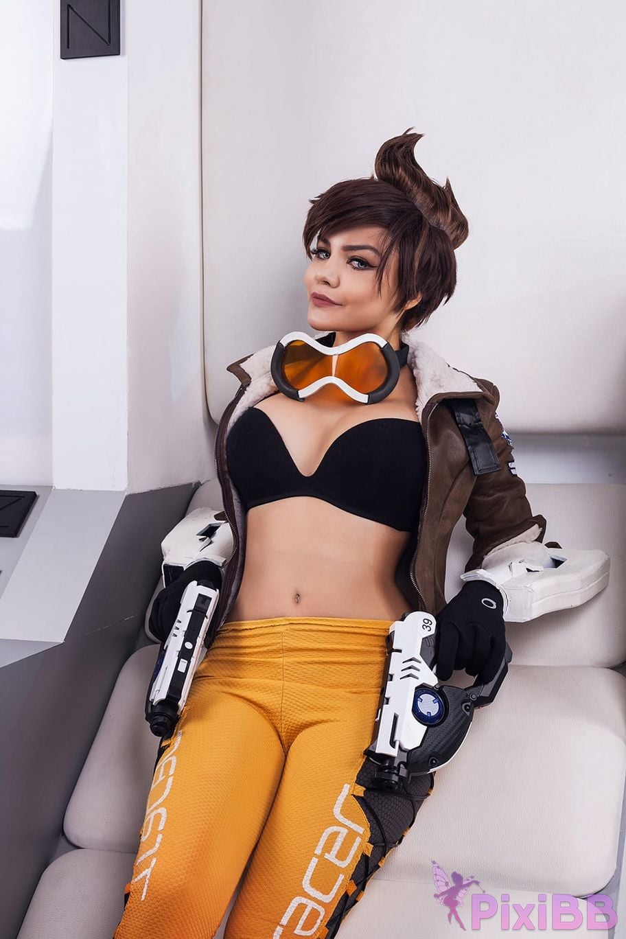 Kalinka Fox Tracer PixiBB.COM 18