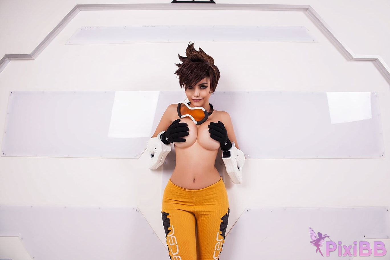 Kalinka Fox Tracer PixiBB.COM 22
