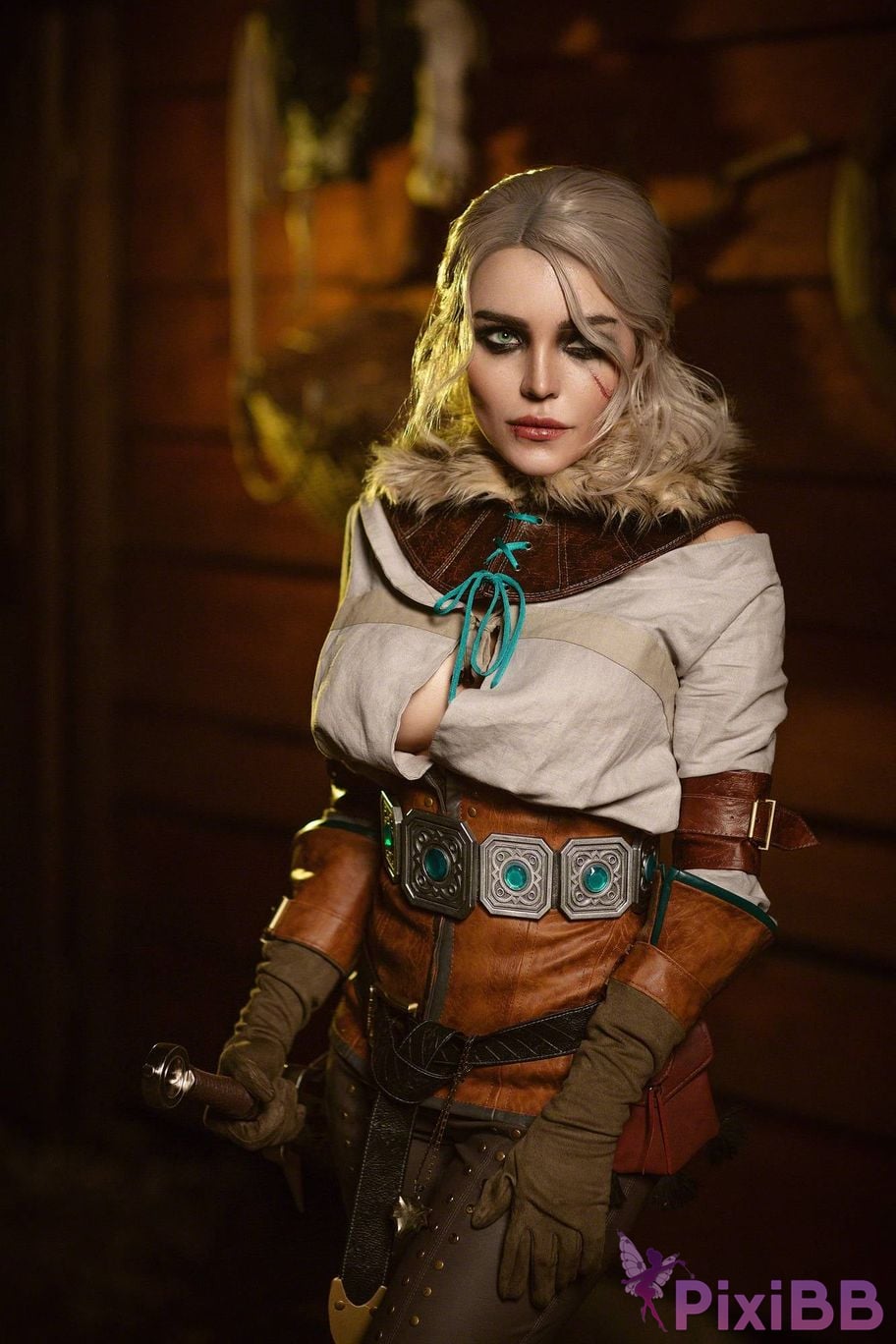 Kalinka Fox Ciri PixiBB.COM