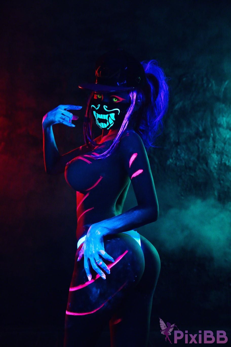 Kalinka Fox KDA Akali PixiBB.COM 15