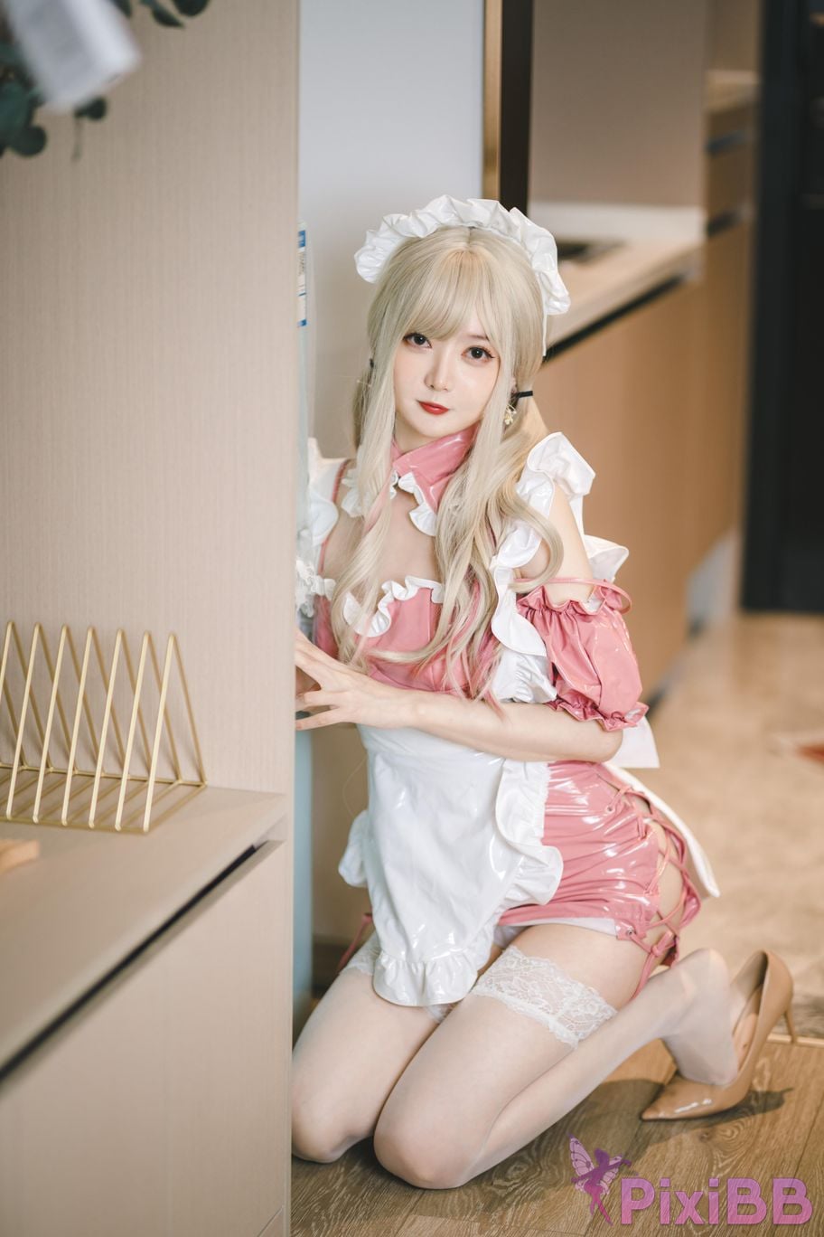 Cosplayer 51 Sauce cute maid PixiBB.COM 006