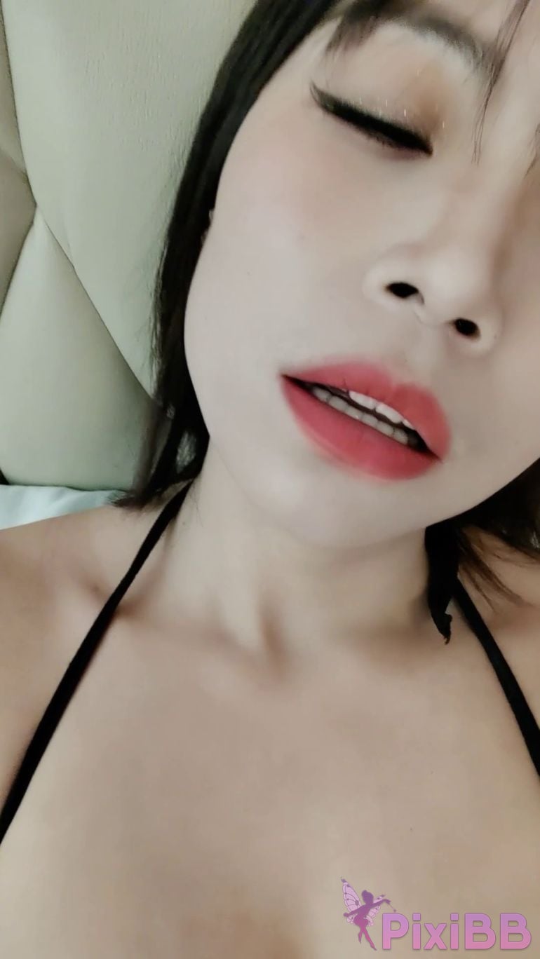 Xiaoxiao Douyins best big breasted lady High heels and black stockings PixiBB.COM 015
