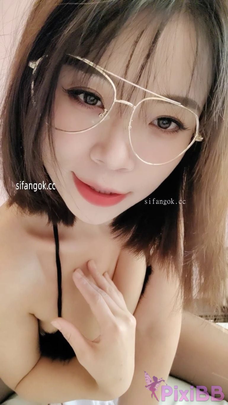 Xiaoxiao Douyins best big breasted lady High heels and black stockings PixiBB.COM 035