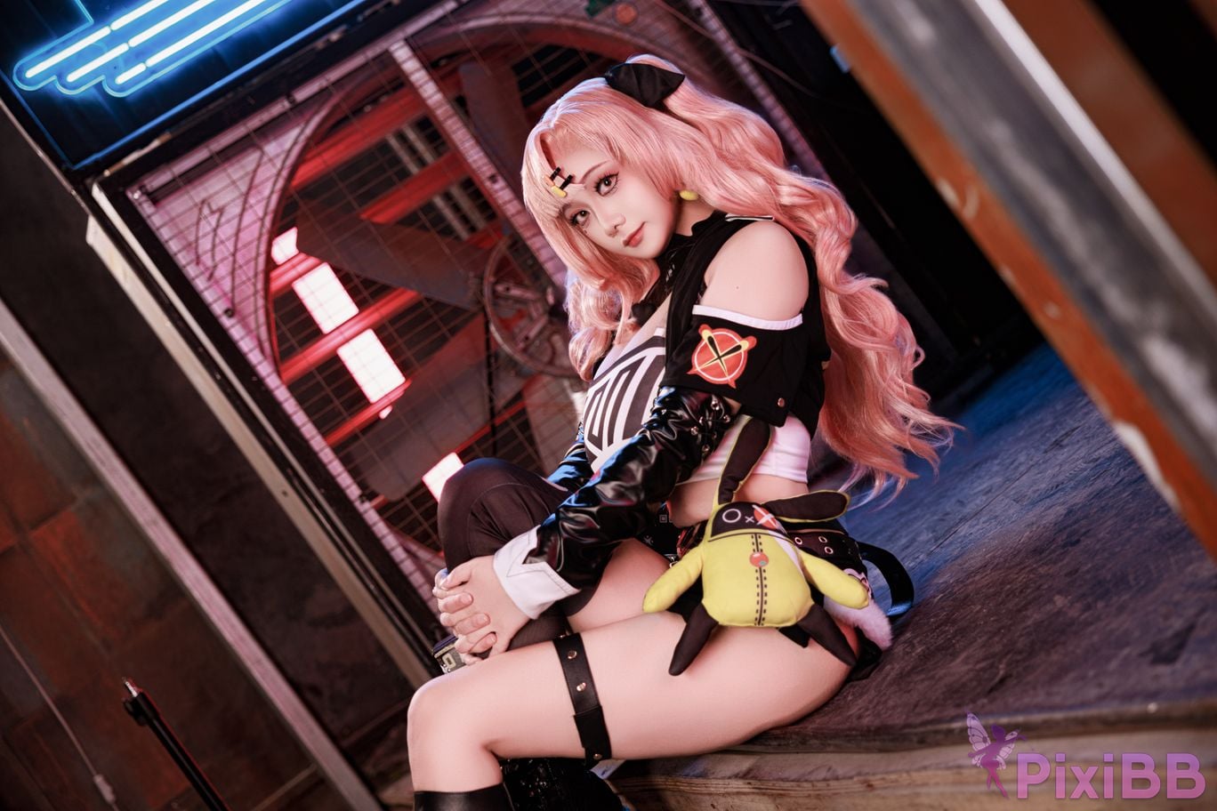 Cosplayer A Xuexue Nicoles daily routine PixiBB.COM 028