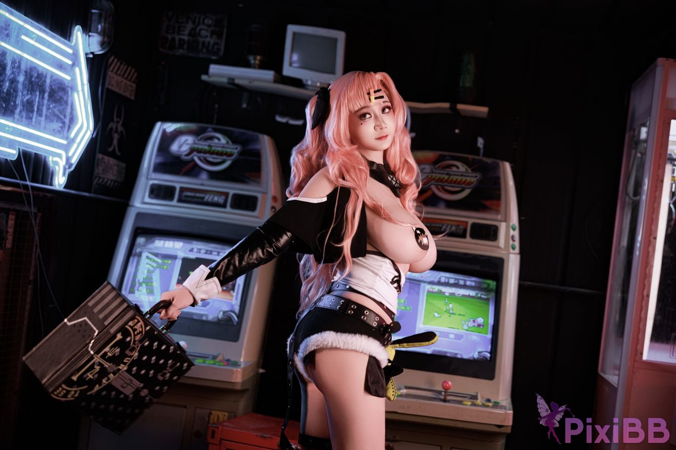 Cosplayer A Xuexue Nicoles daily routine PixiBB.COM 036