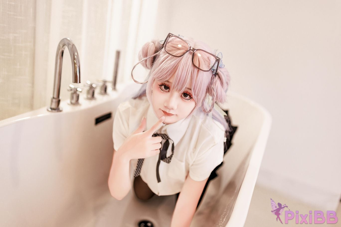 Cosplayer A Xuexue High school girl at home PixiBB.COM 007