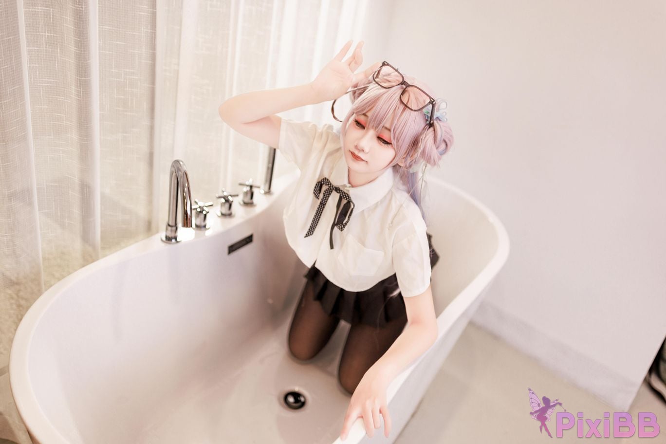 Cosplayer A Xuexue High school girl at home PixiBB.COM 008