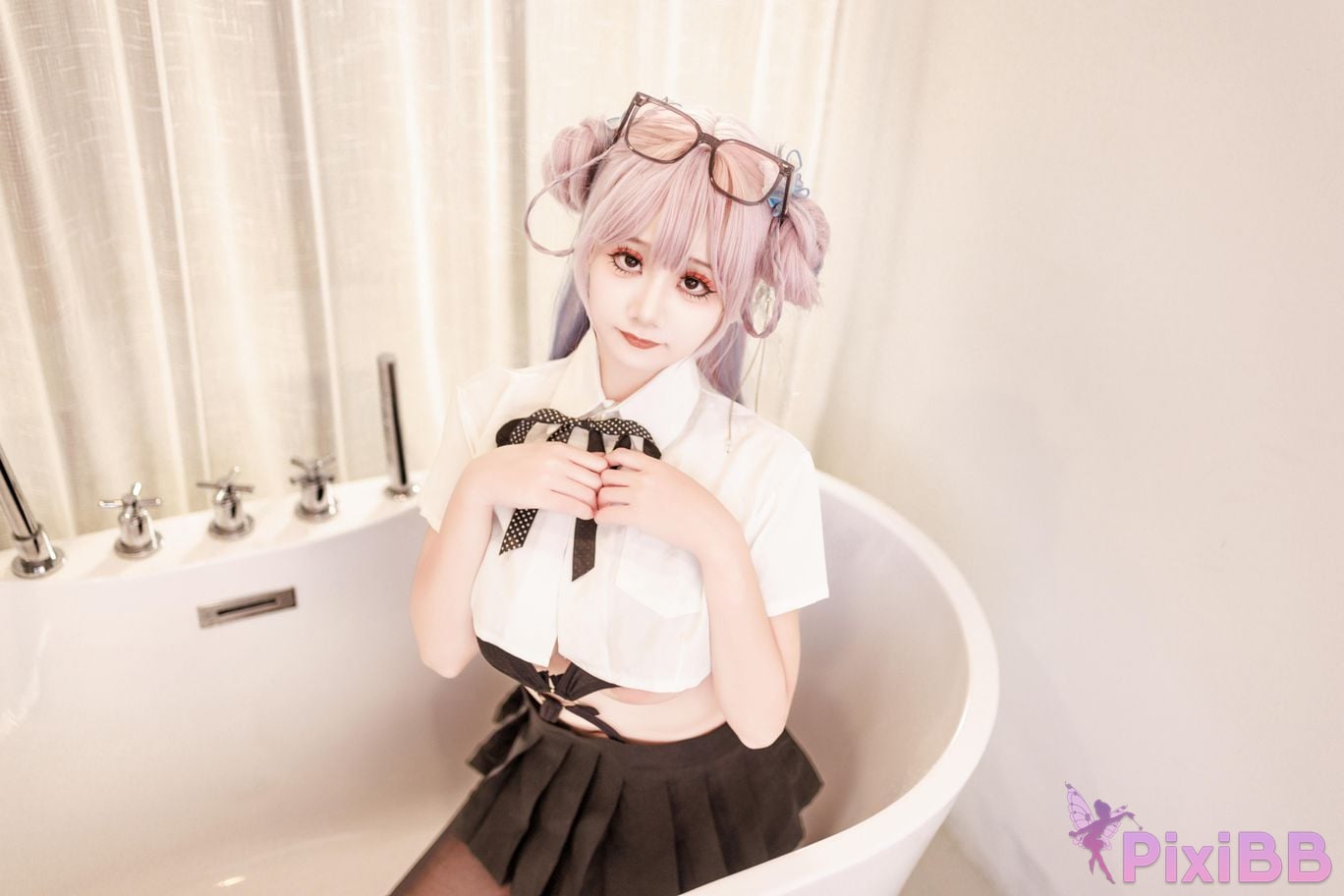 Cosplayer A Xuexue High school girl at home PixiBB.COM 010