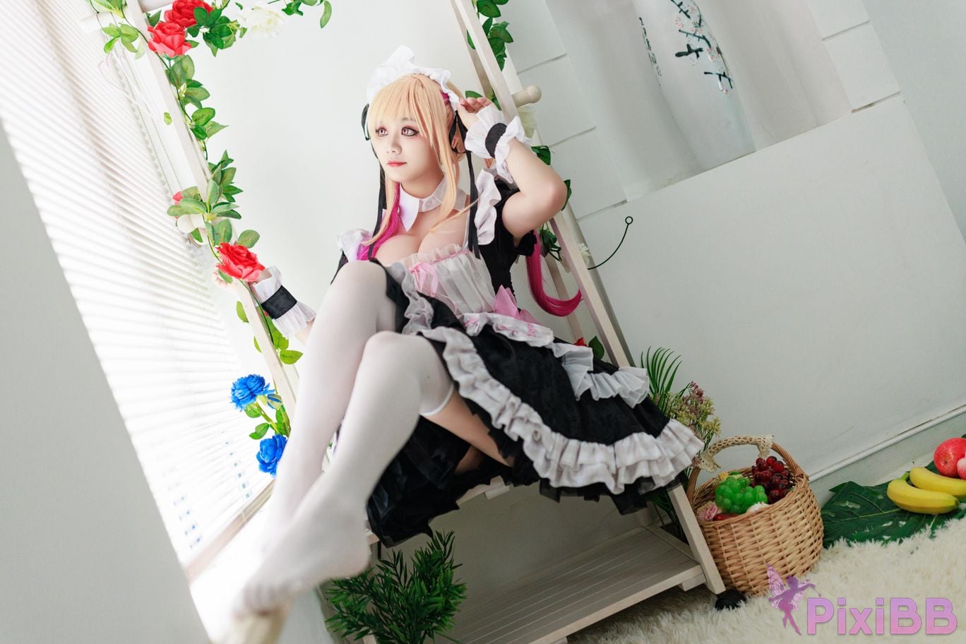 Cosplayer A Xuexue Sea Dream Maid PixiBB.COM 013