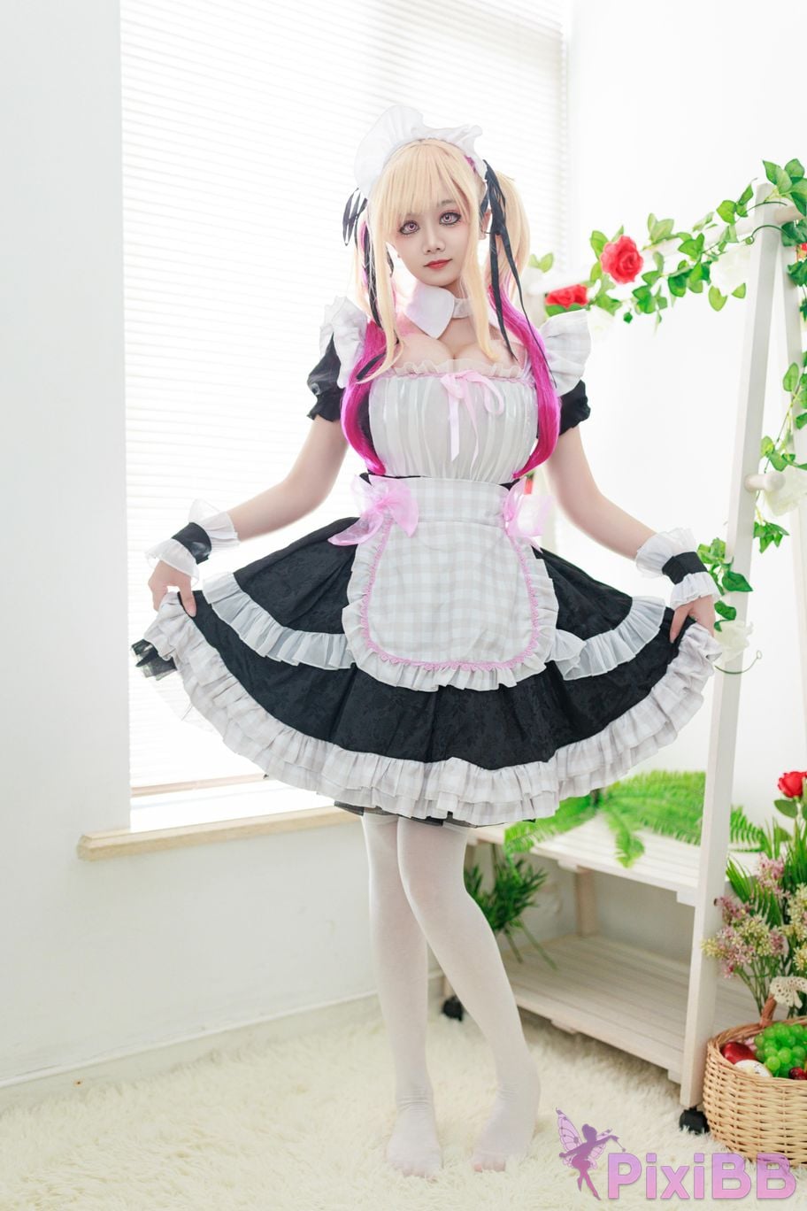 Cosplayer A Xuexue Sea Dream Maid PixiBB.COM 015