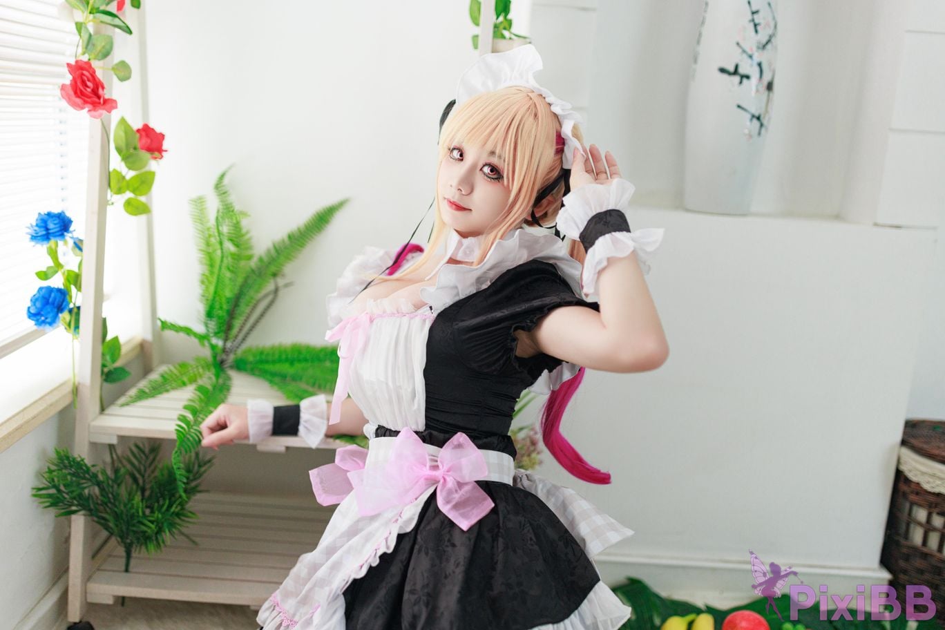 Cosplayer A Xuexue Sea Dream Maid PixiBB.COM 022