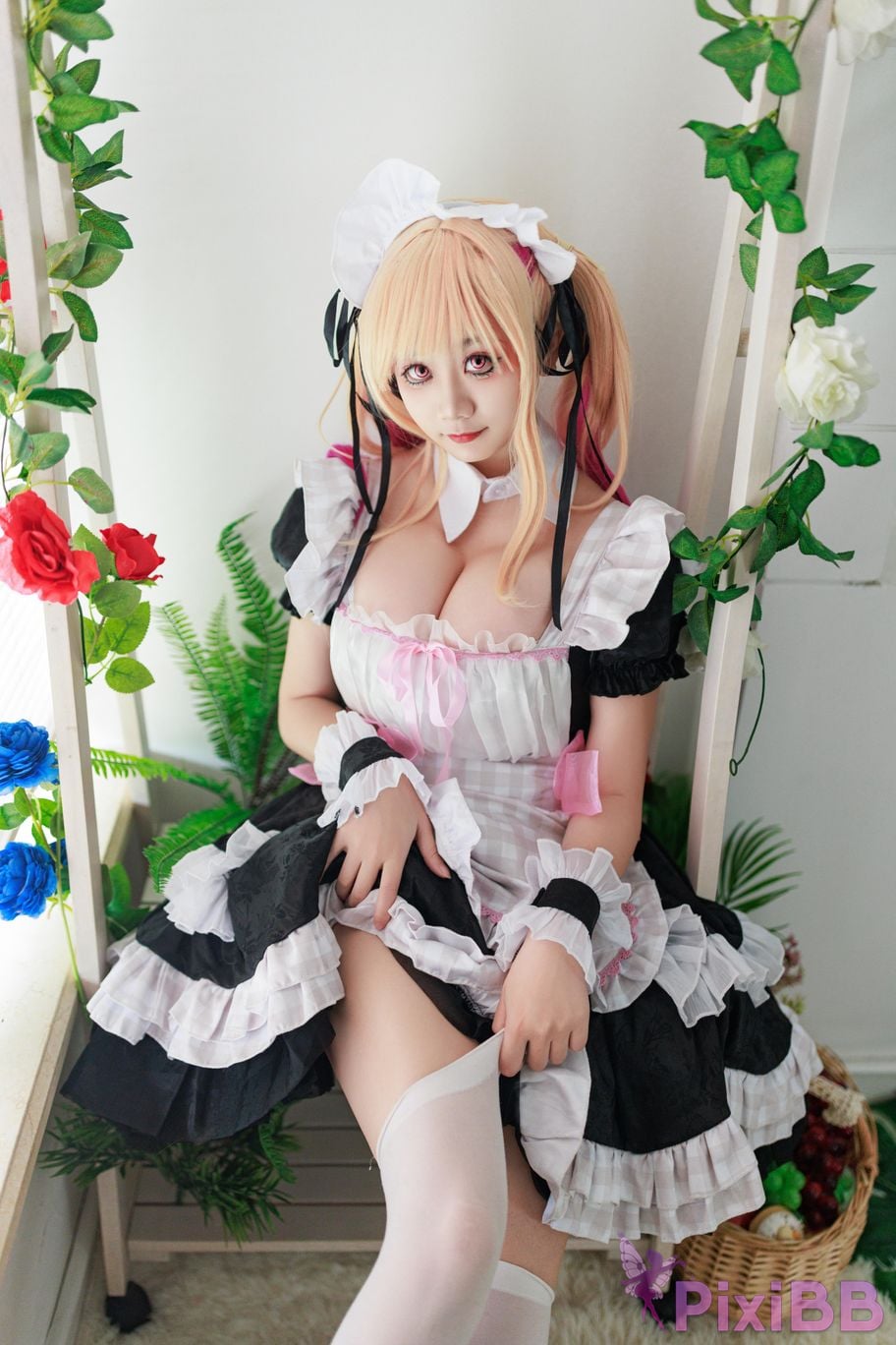 Cosplayer A Xuexue Sea Dream Maid PixiBB.COM 024