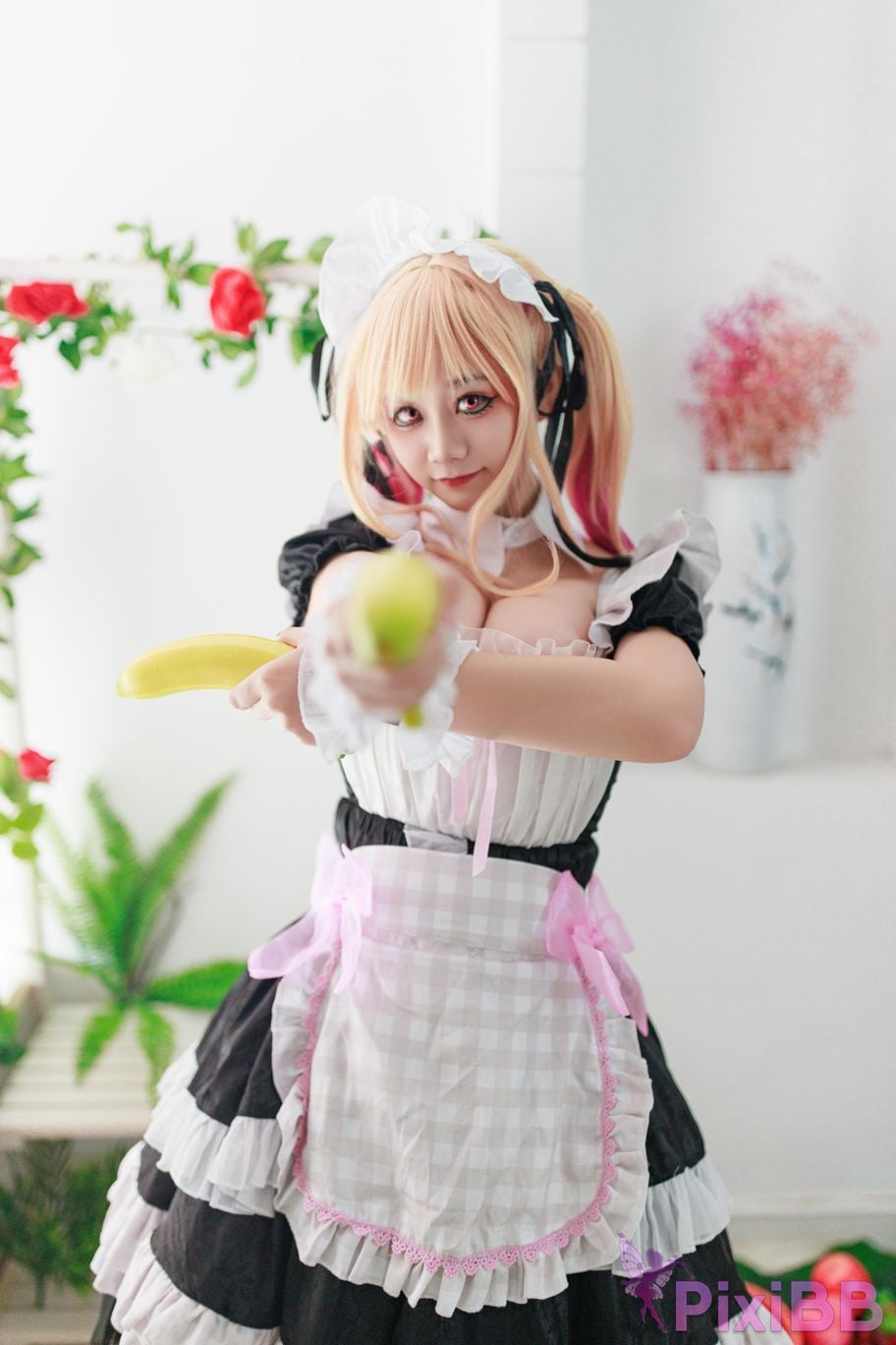 Cosplayer A Xuexue Sea Dream Maid PixiBB.COM 030
