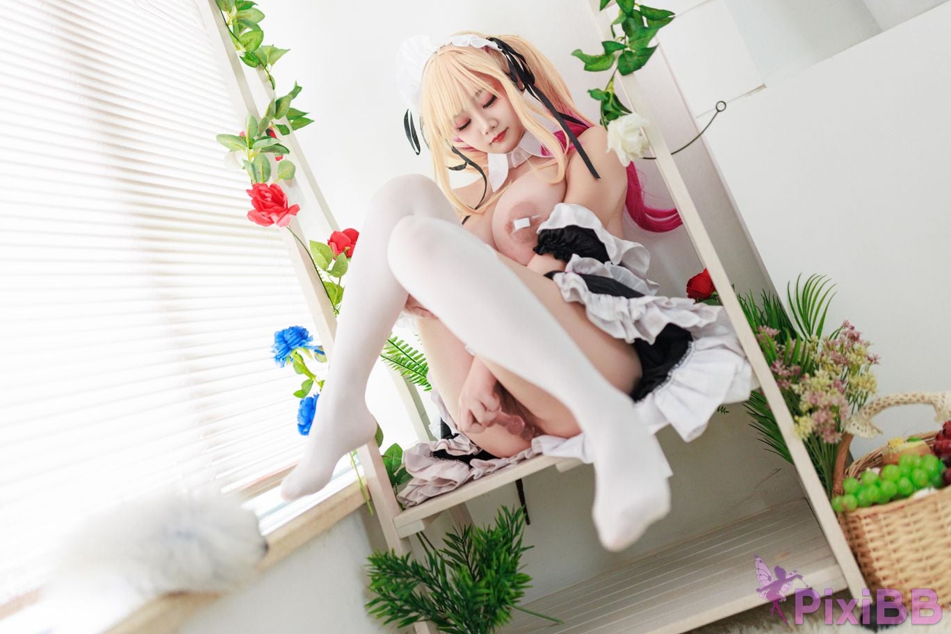 Cosplayer A Xuexue Sea Dream Maid PixiBB.COM 053
