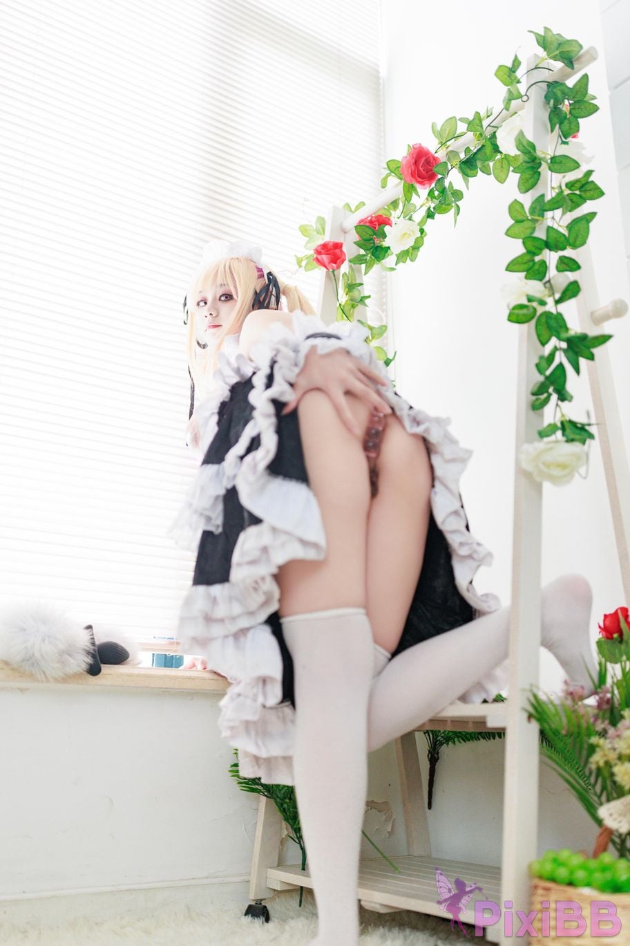 Cosplayer A Xuexue Sea Dream Maid PixiBB.COM 085