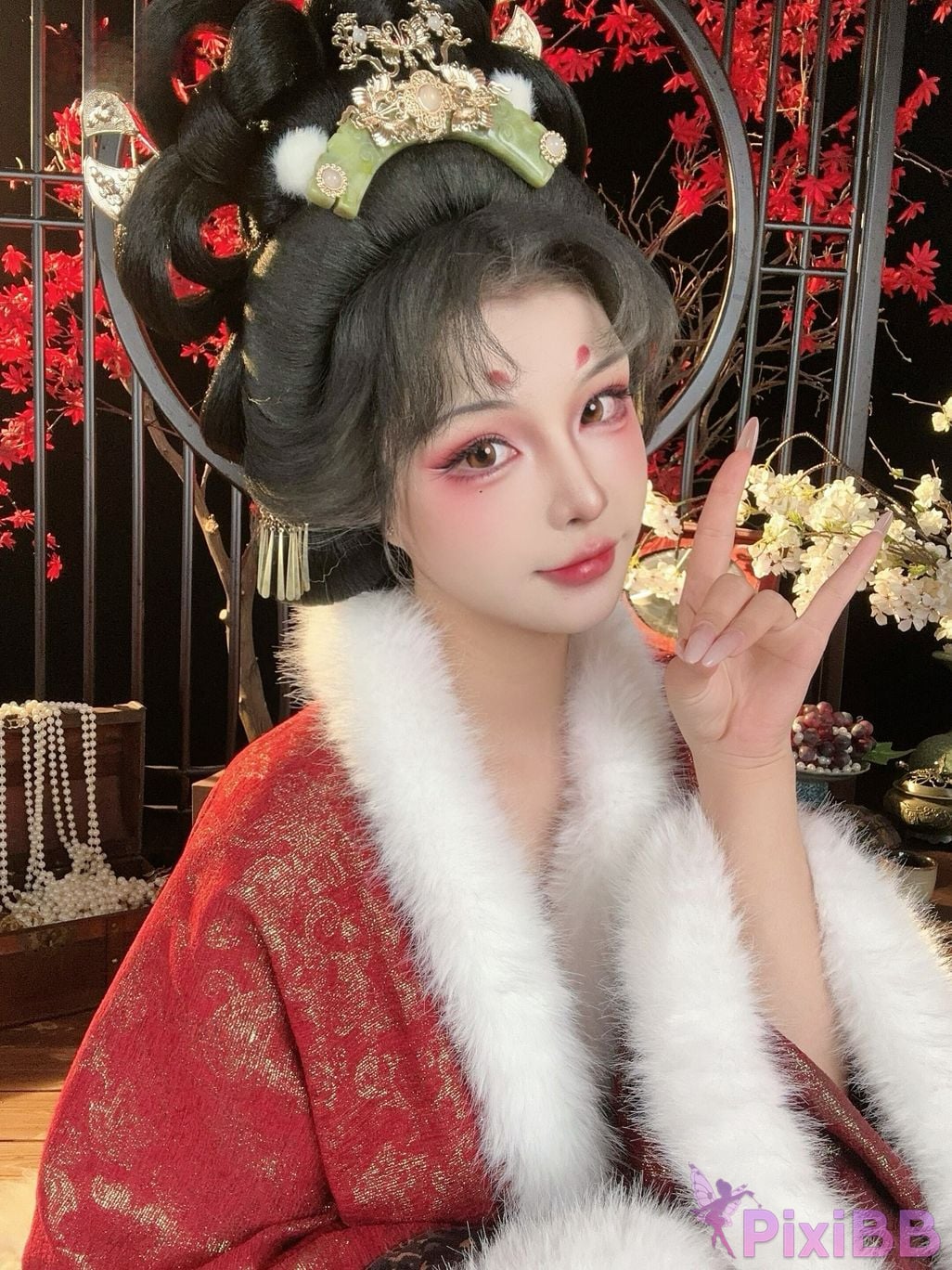 Cosplayer yuuhui Yuhui Daji PixiBB.COM 001