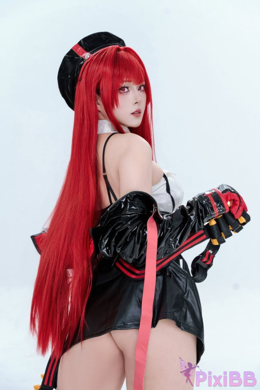 Cosplayer Natsuko Xia Xiazi Nikke goddess of victory Rabbi little Red Riding Hood PixiBB.COM 009