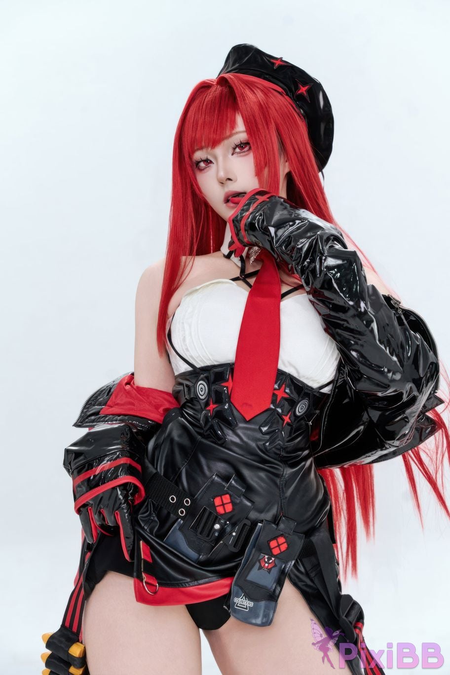 Cosplayer Natsuko Xia Xiazi Nikke goddess of victory Rabbi little Red Riding Hood PixiBB.COM 011