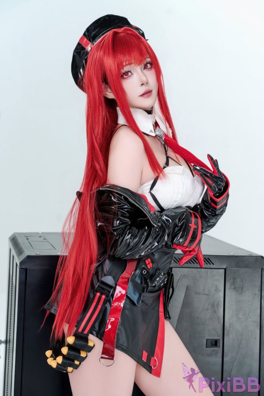 Cosplayer Natsuko Xia Xiazi Nikke goddess of victory Rabbi little Red Riding Hood PixiBB.COM 022