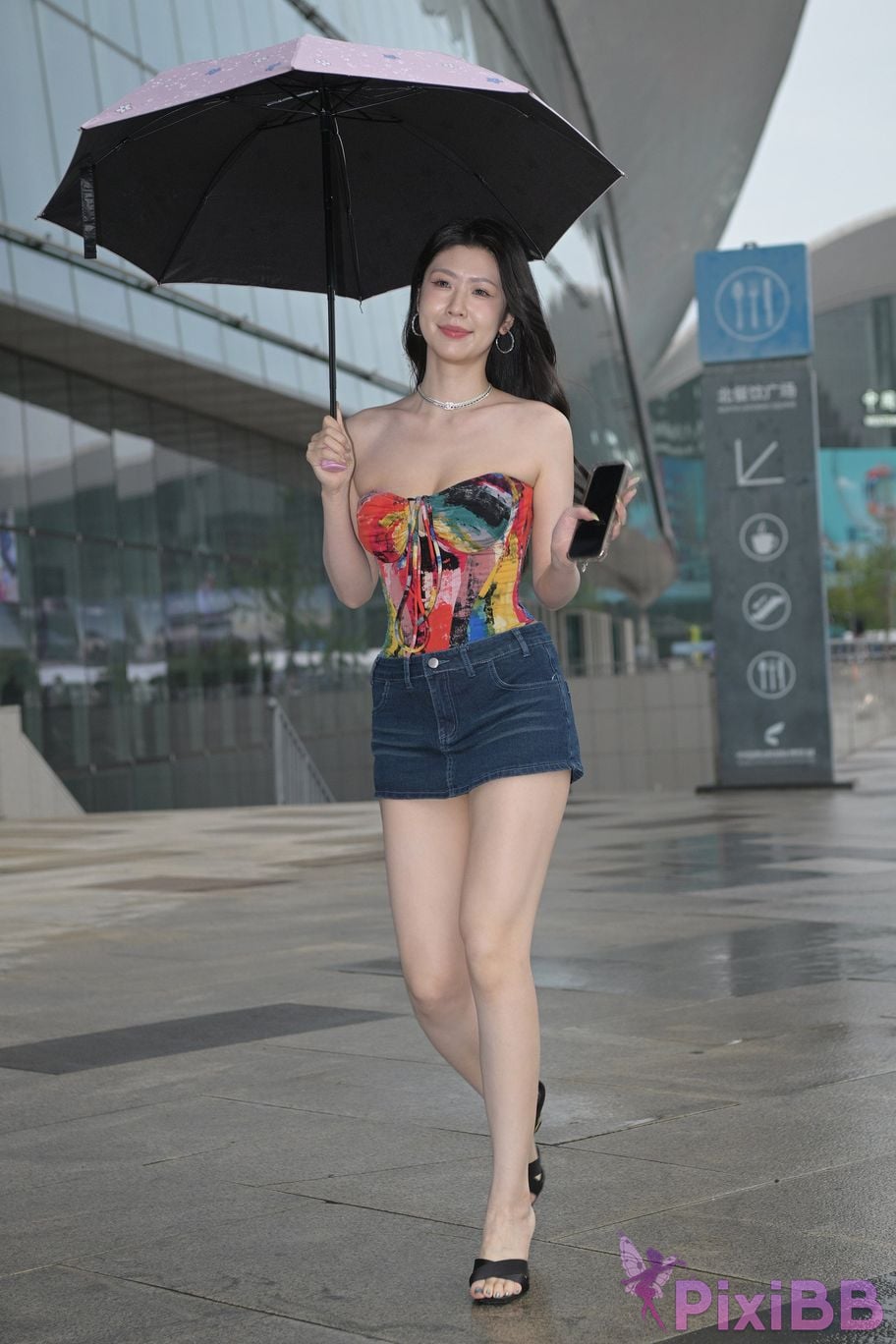 Featured Street Photography Works No.5451 Denim shorts after the rain PixiBB.COM 008