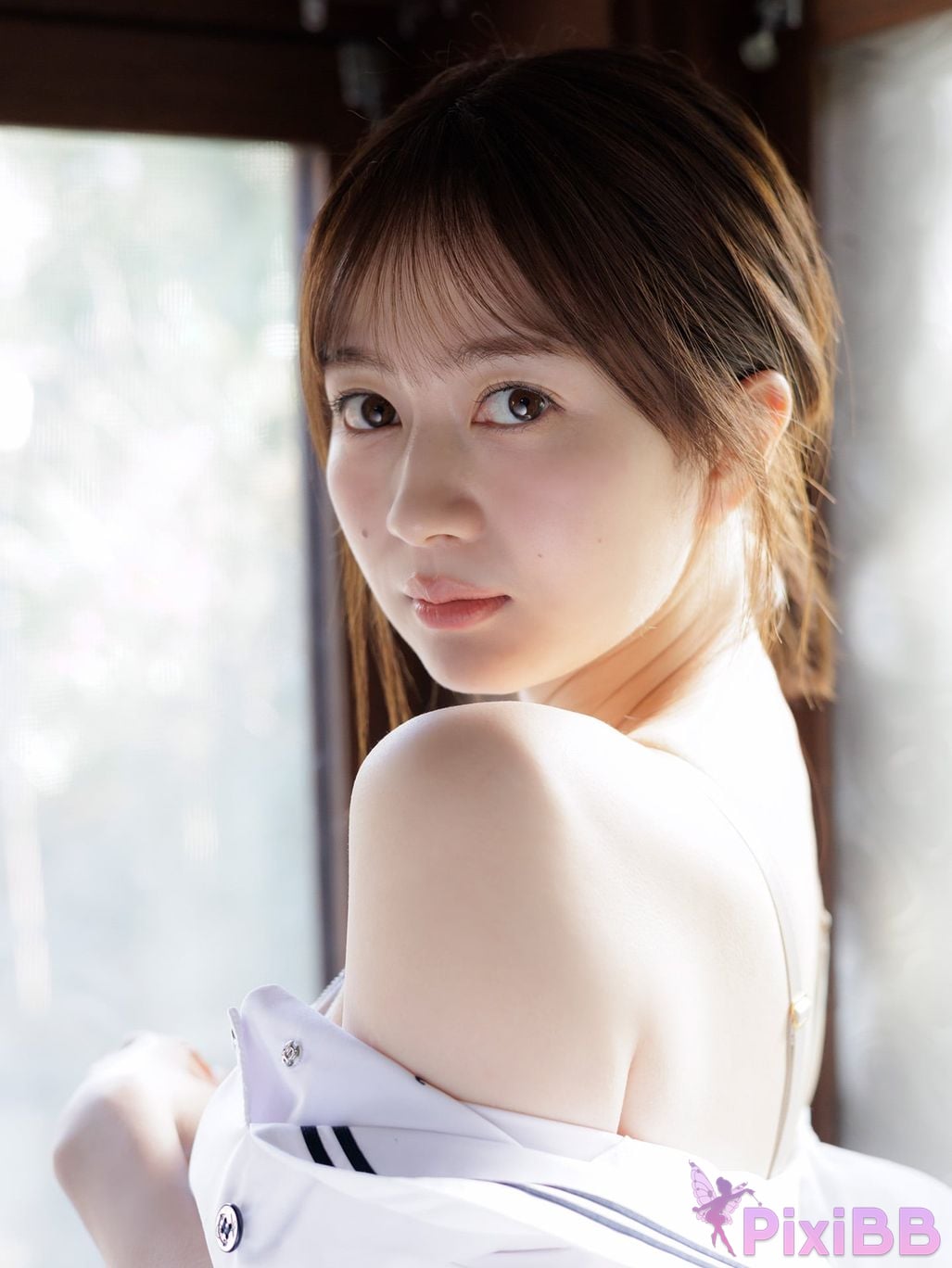 Japanese Idol Yuna Ego Ekago digital photo book I was shocked ENTAME36 degC PixiBB.COM 012