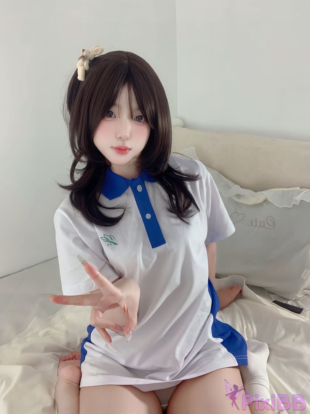 Cosplayer Real treasure Sweet girl in school uniform PixiBB.COM 005