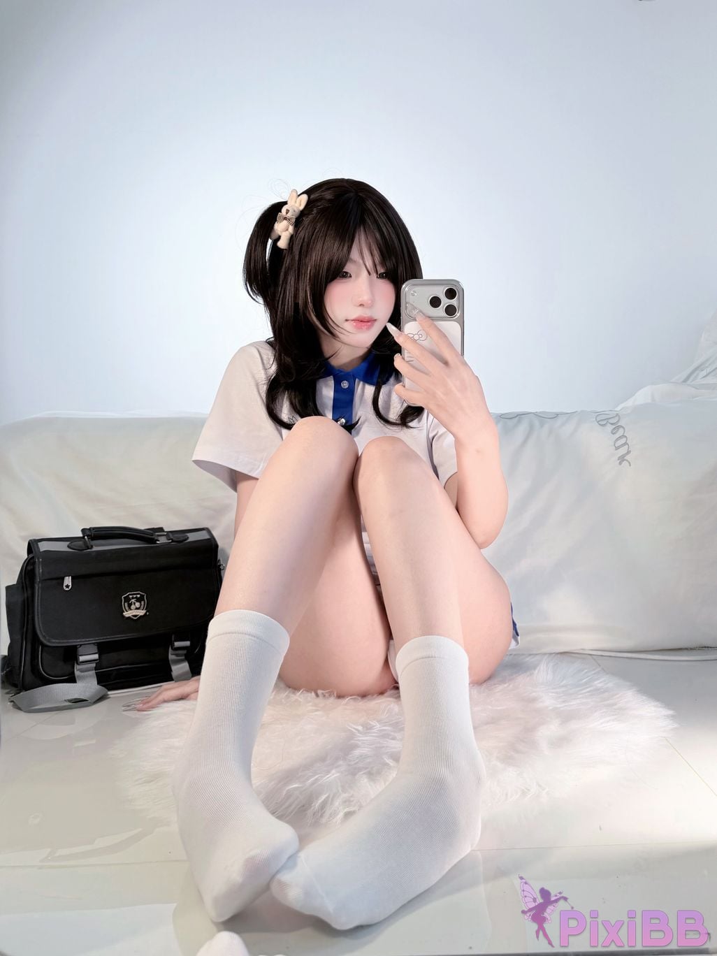 Cosplayer Real treasure Sweet girl in school uniform PixiBB.COM 009