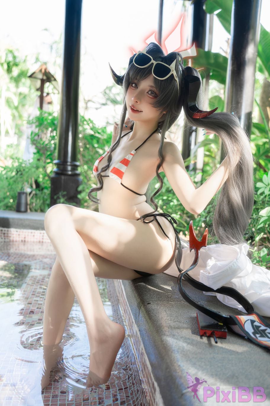 Cosplayer Zhiyue Etsu ko Azure Files Kinugawa Kasumi swimsuit PixiBB.COM 015