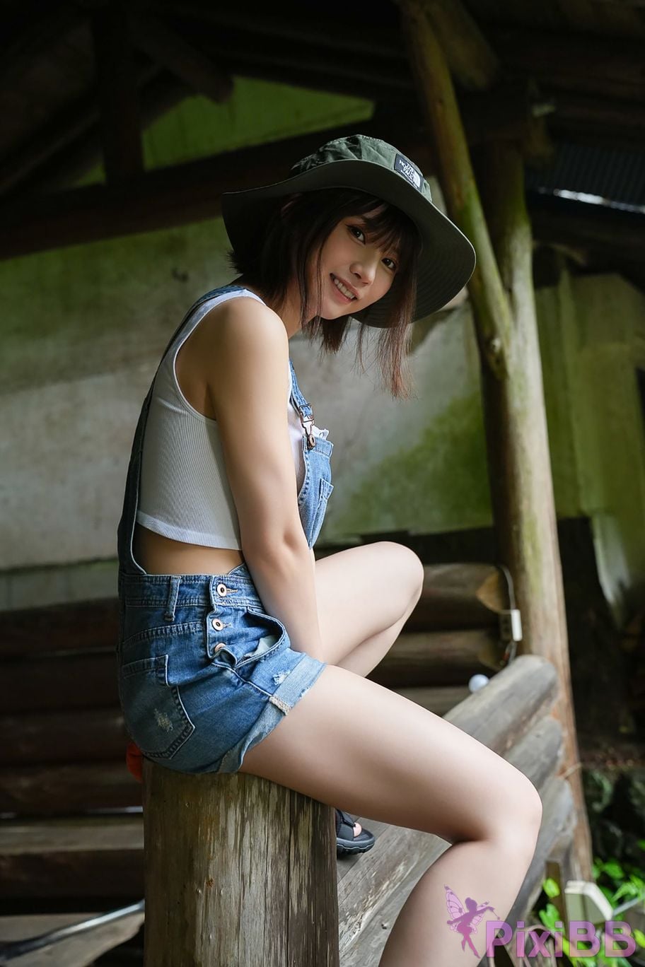 Japanese Idol Enako Land Young Champion Digigra PixiBB.COM 054