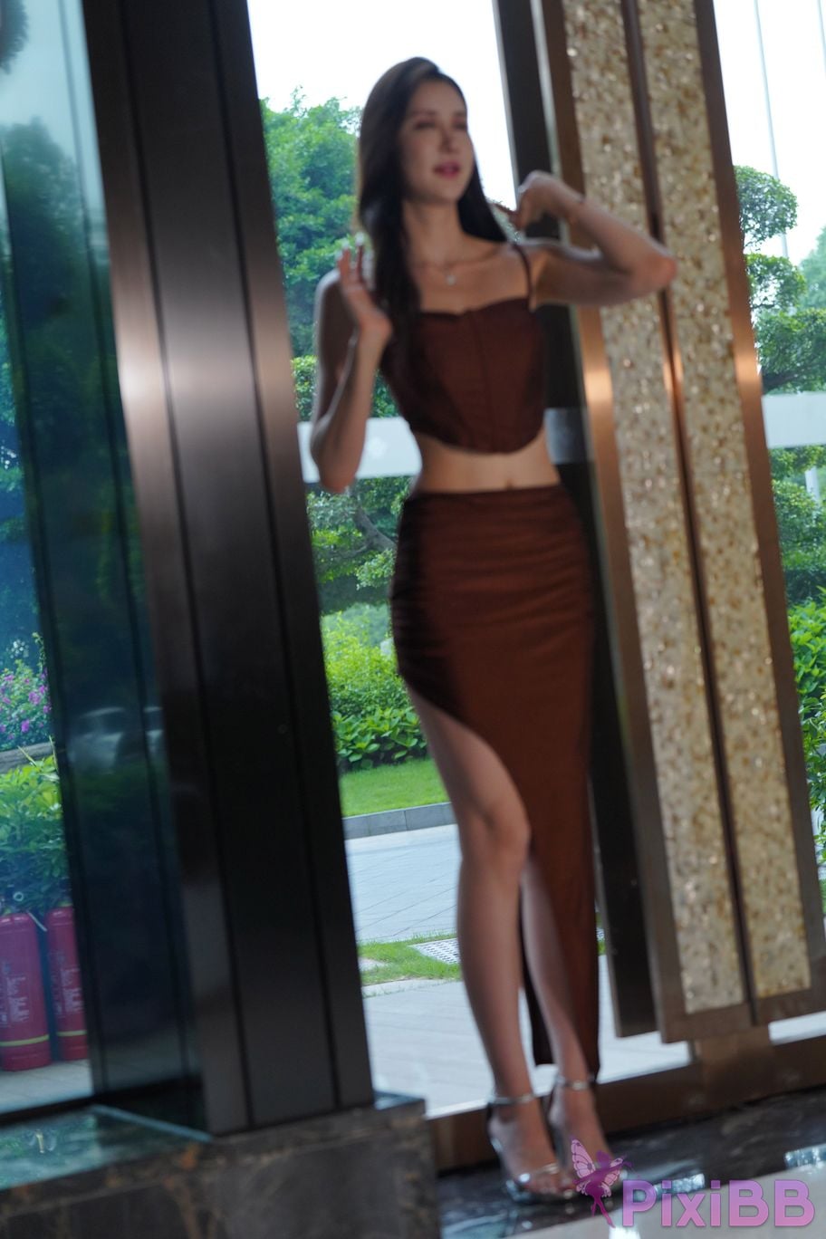 Featured Street Photography Works No.5457 long leg skirt PixiBB.COM 042