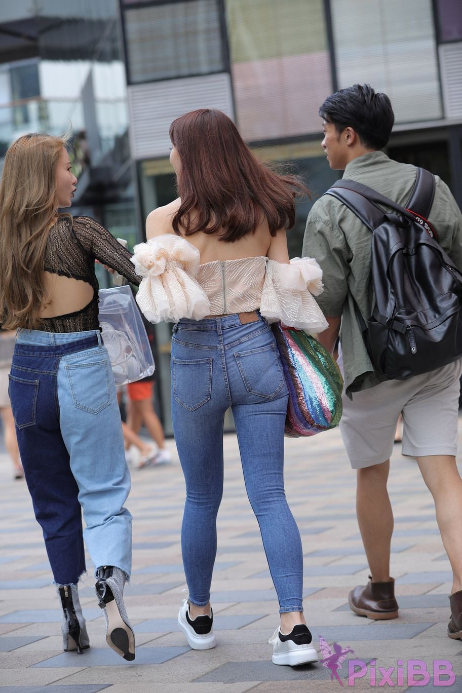 Featured Street Photography Works No.5454 Youthful and beautiful jeans PixiBB.COM 019
