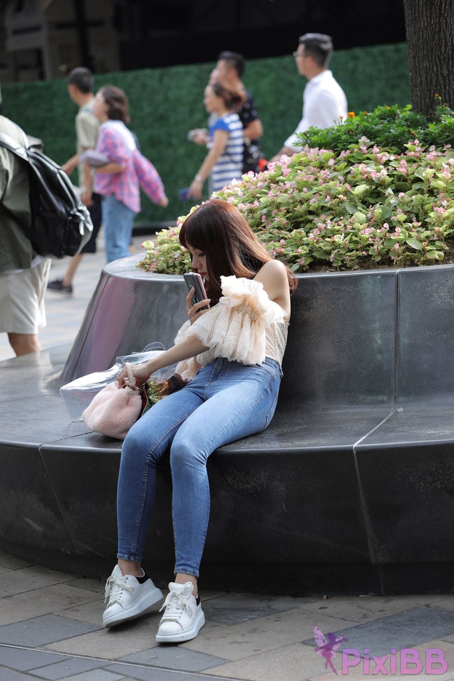 Featured Street Photography Works No.5454 Youthful and beautiful jeans PixiBB.COM 026