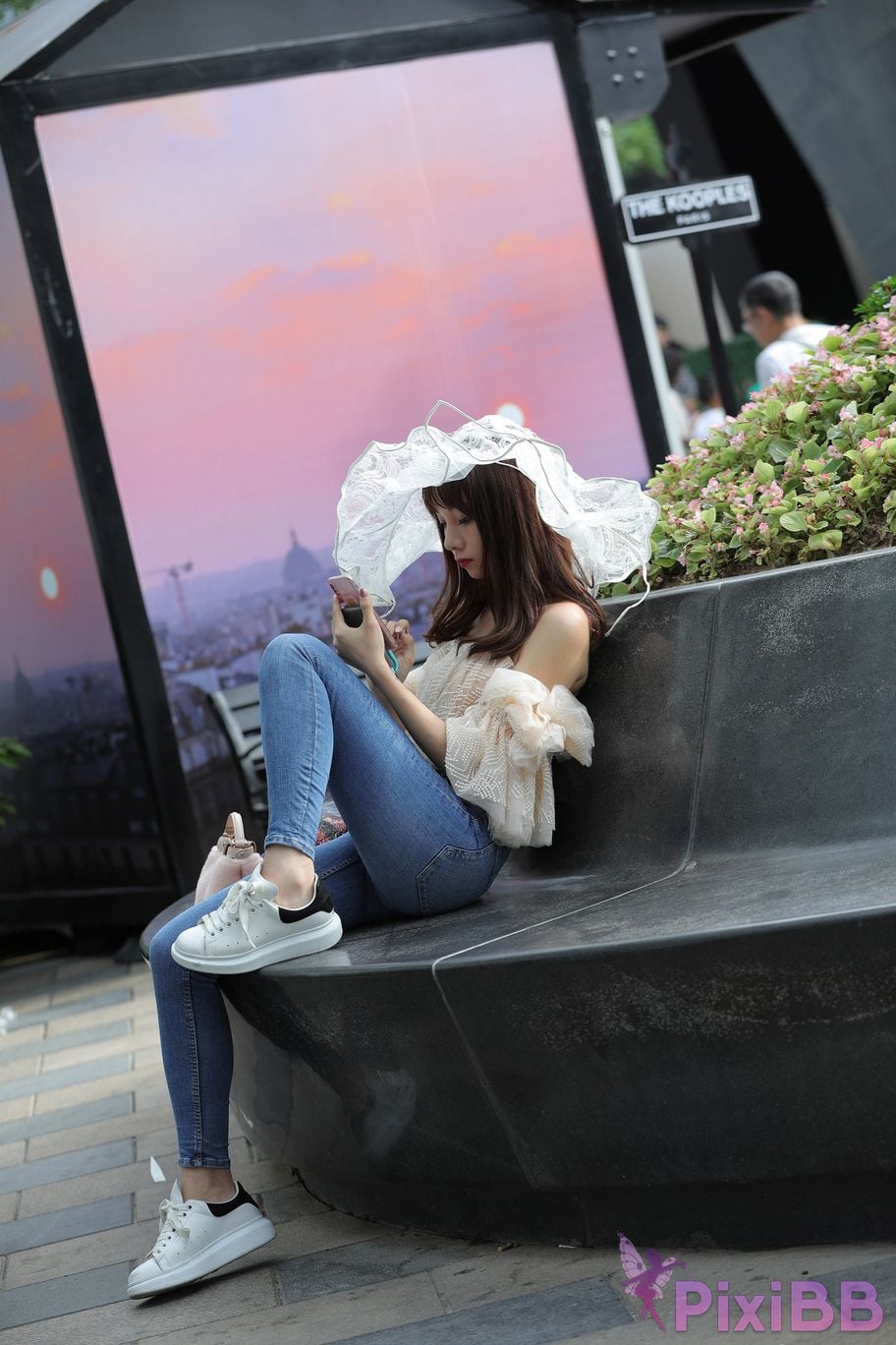 Featured Street Photography Works No.5454 Youthful and beautiful jeans PixiBB.COM 032