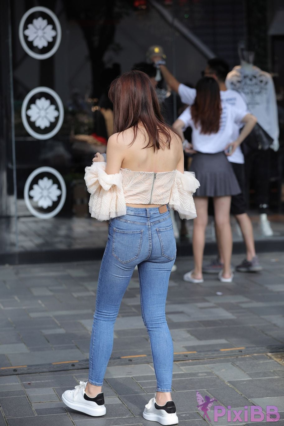 Featured Street Photography Works No.5454 Youthful and beautiful jeans PixiBB.COM 040