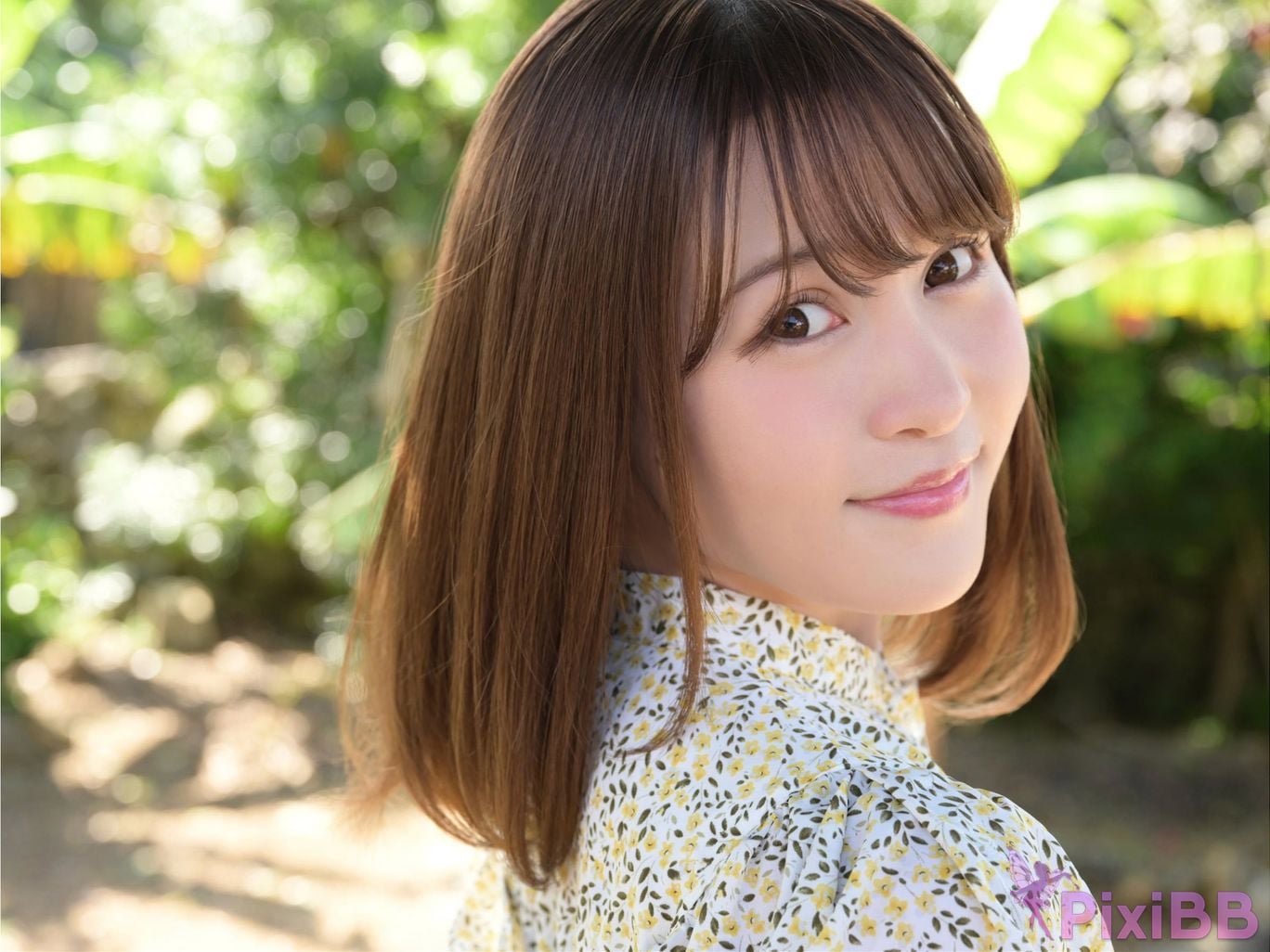 Japanese Idol Uno Yukari Esayaka FRIDAY digital photo book Riding the sea breeze Vol.1 PixiBB.COM 013