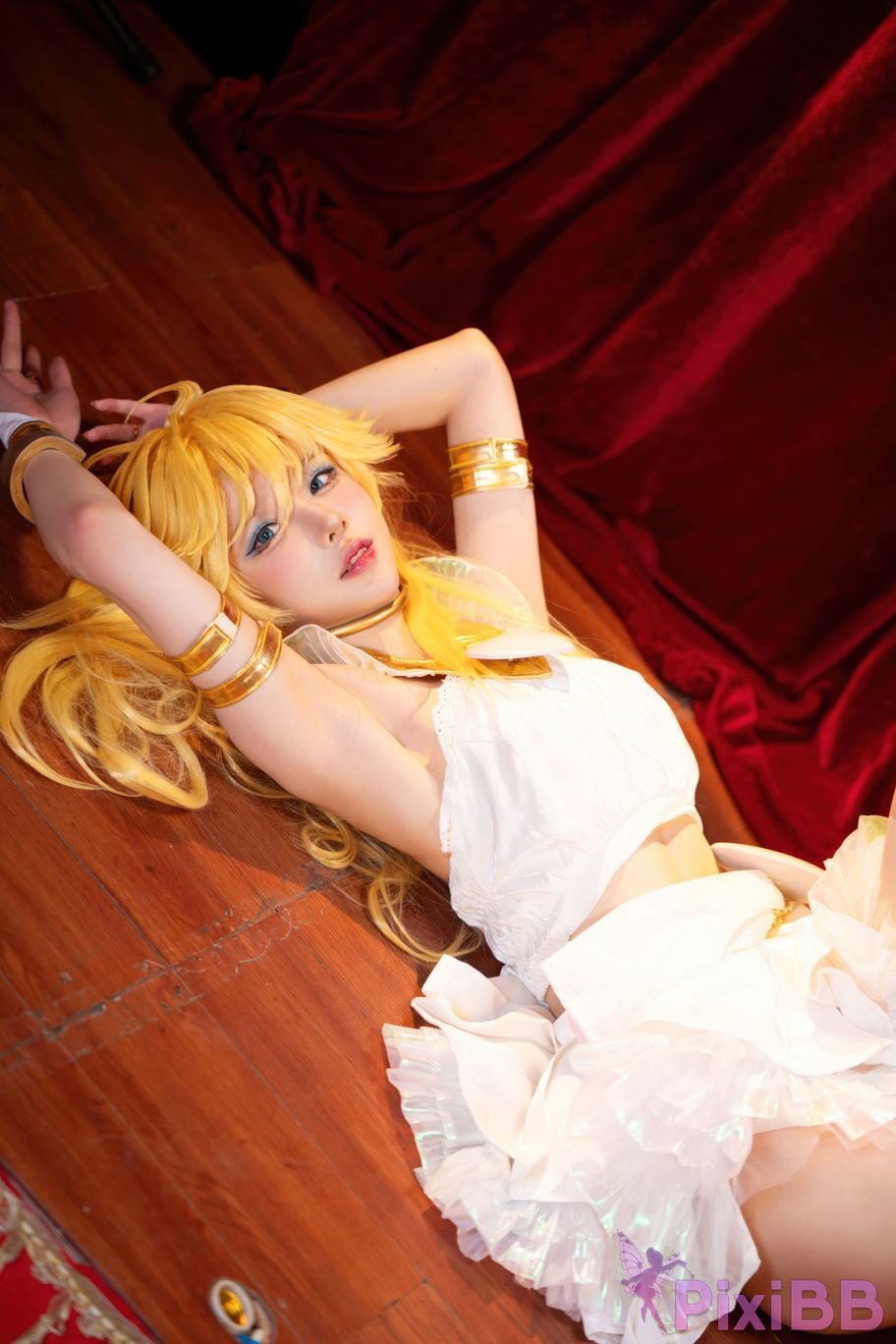 Coser A bao ye shi tu niang and Sofia PixiBB.COM 011