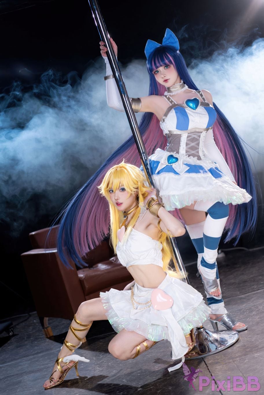 Coser A bao ye shi tu niang and Sofia PixiBB.COM 012