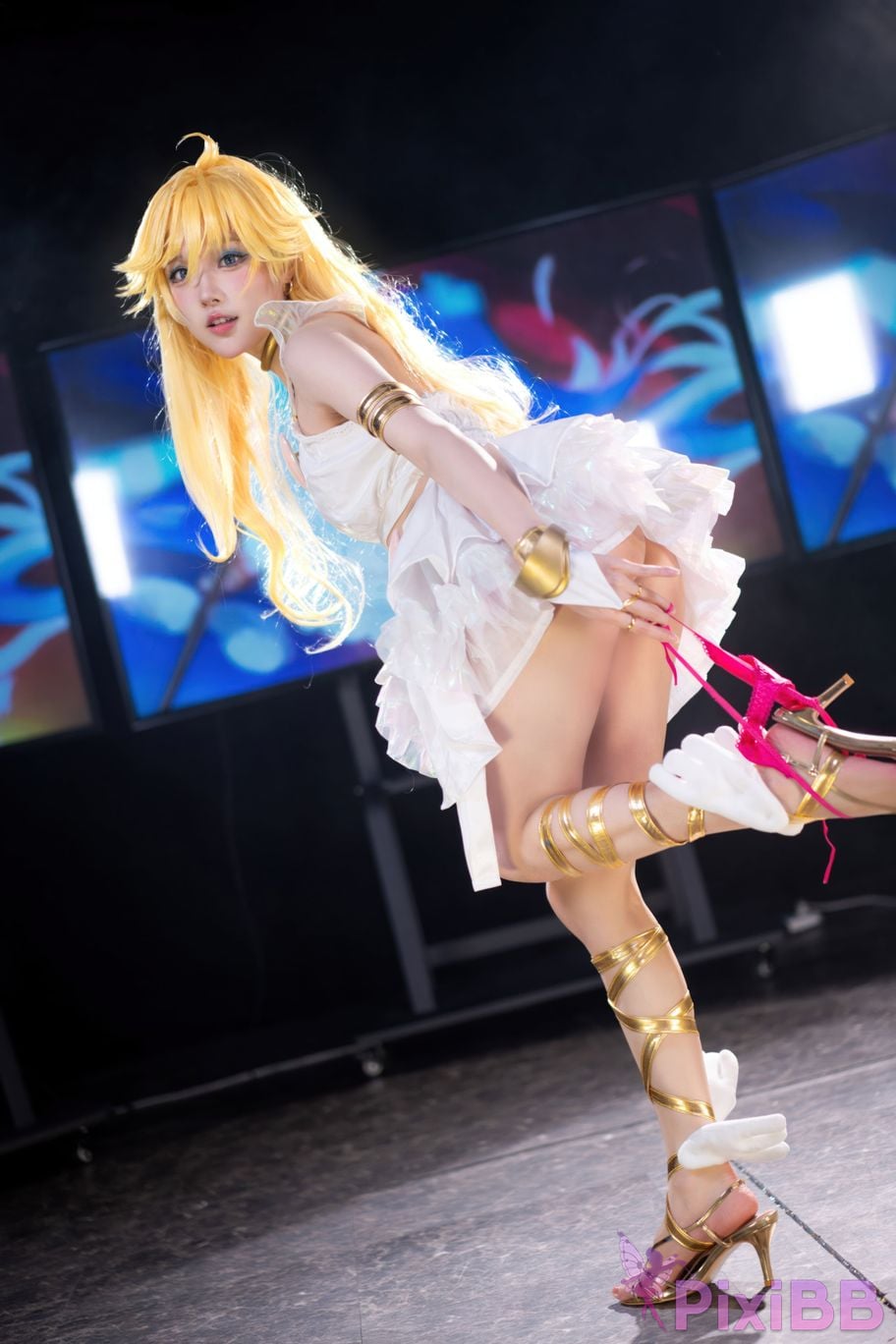 Coser A bao ye shi tu niang and Sofia PixiBB.COM 027