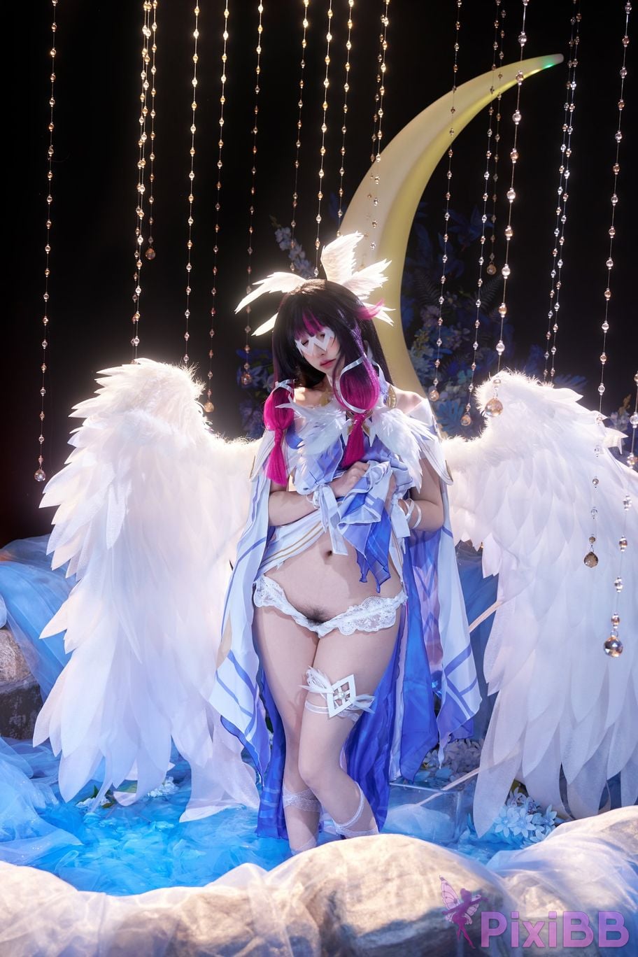 Cosplayer Axun kaOri Genshin Colombia Hippo Selenia PixiBB.COM 043
