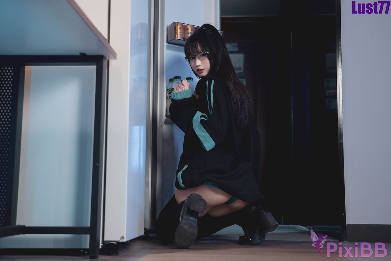 Coser Game time PixiBB.COM 024
