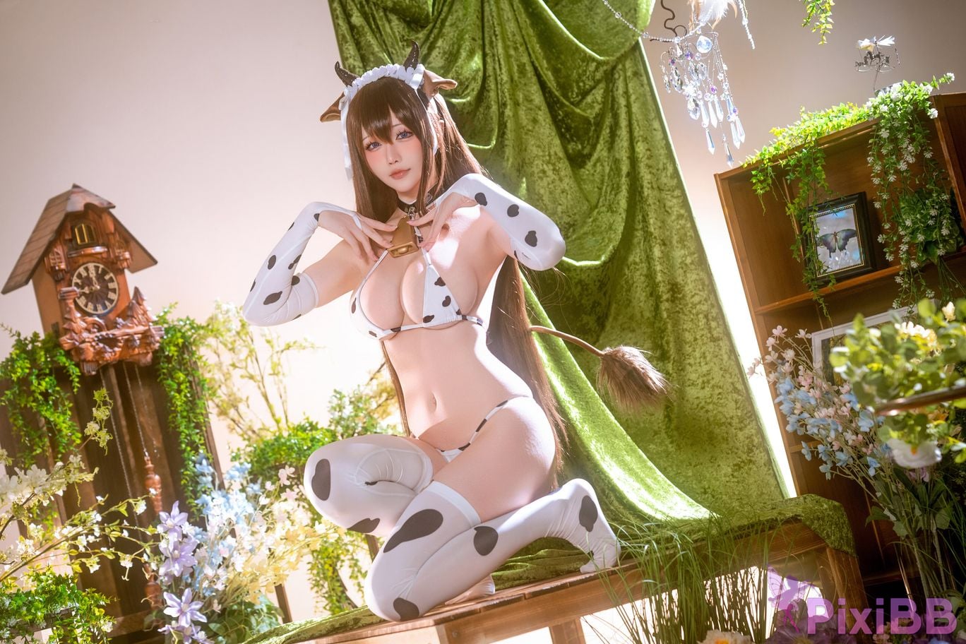 Cosplayer The star is late Hoshilily azur lane Kashino cow bikini PixiBB.COM 014