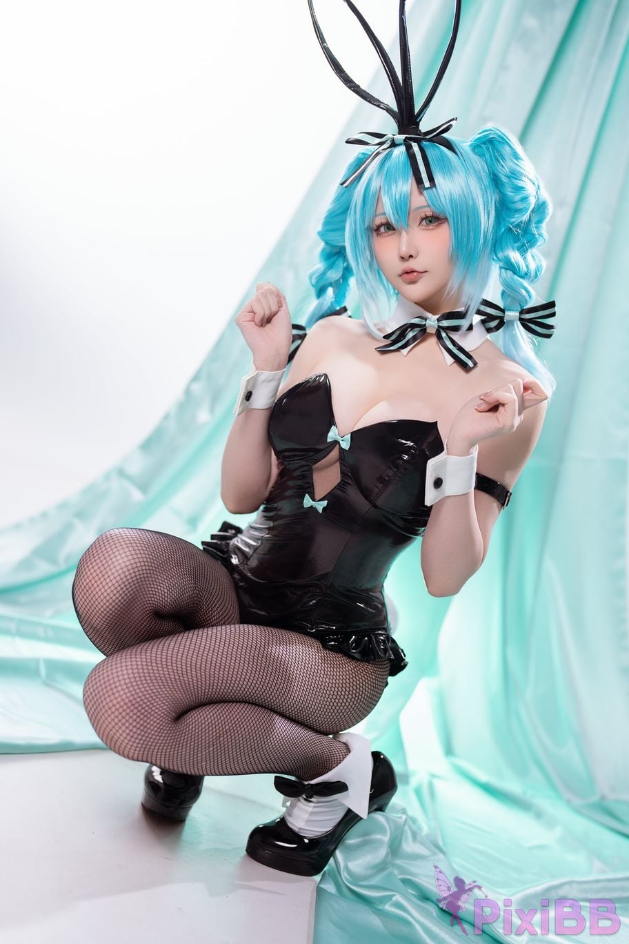 Cosplay Star of Hoshilily Hatsune Miku Bunny Girl PixiBB.COM 003