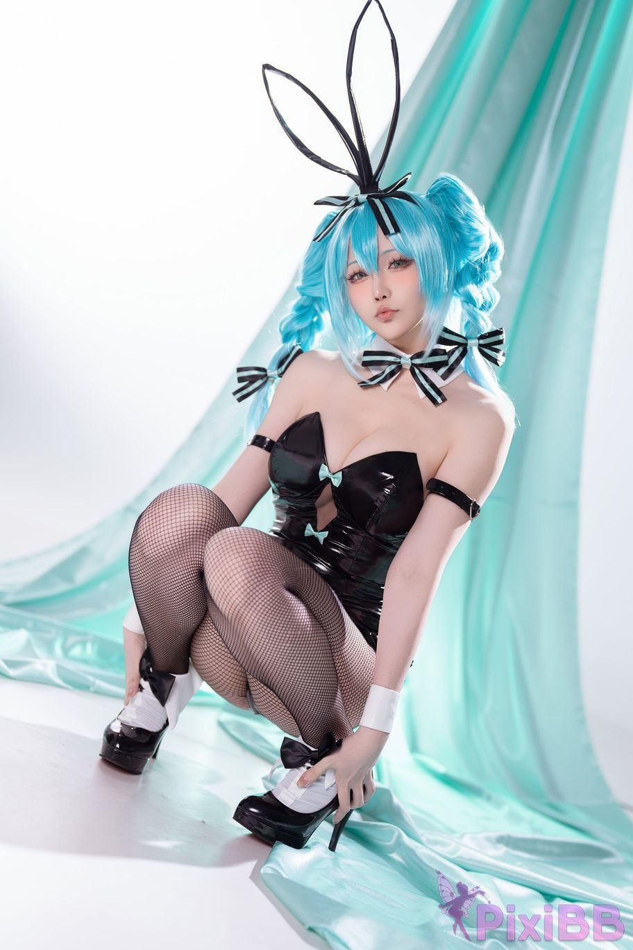 Cosplay Star of Hoshilily Hatsune Miku Bunny Girl PixiBB.COM 011