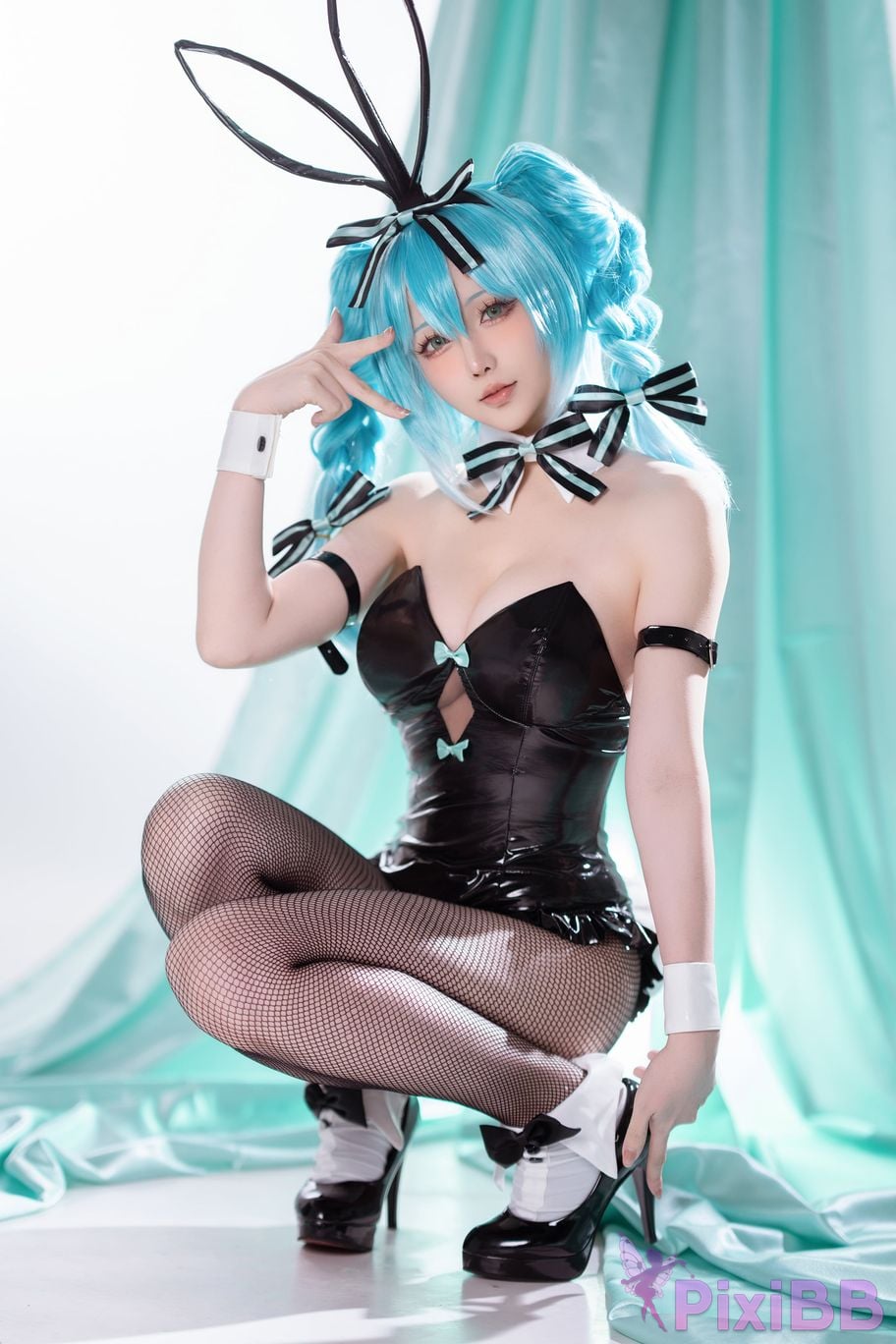 Cosplay Star of Hoshilily Hatsune Miku Bunny Girl PixiBB.COM 013