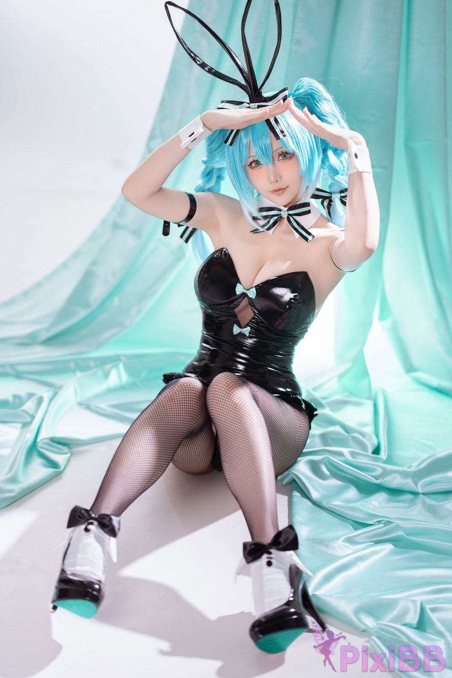 Cosplay Star of Hoshilily Hatsune Miku Bunny Girl PixiBB.COM 017