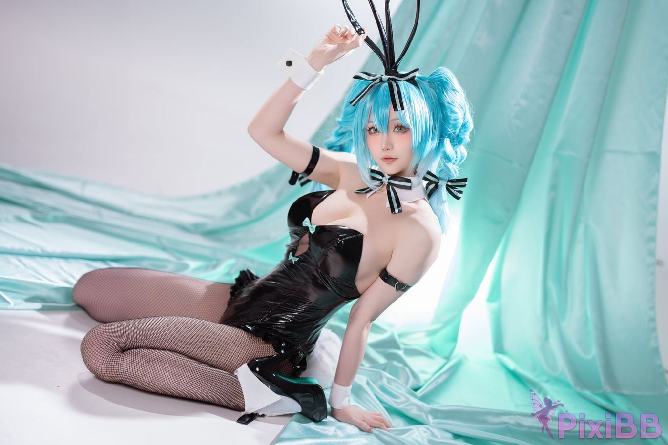 Cosplay Star of Hoshilily Hatsune Miku Bunny Girl PixiBB.COM 024
