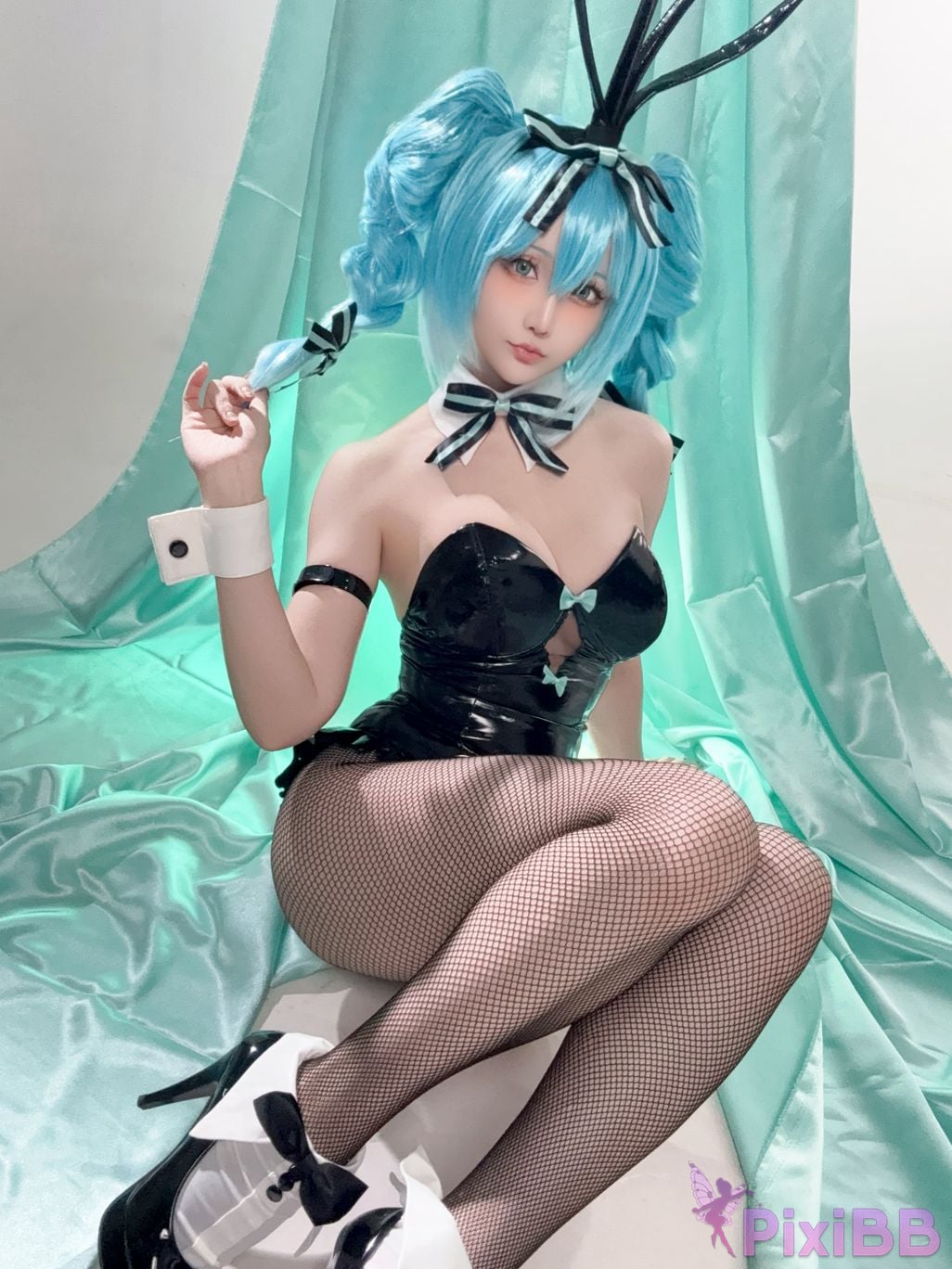 Cosplay Star of Hoshilily Hatsune Miku Bunny Girl PixiBB.COM 037